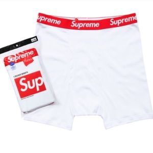 One pair of supreme boxers